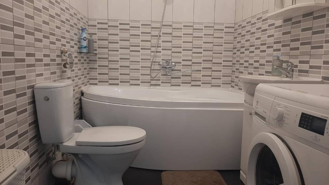 Appartement Jaukus Apartamentai à Šiauliai Extérieur photo